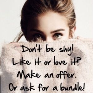 Make an offer on an item or on a bundle!!😍